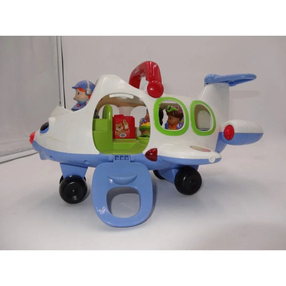 Fisher Price Little People Airplane Lights & Sound 2005 Suitcase 3 Little People